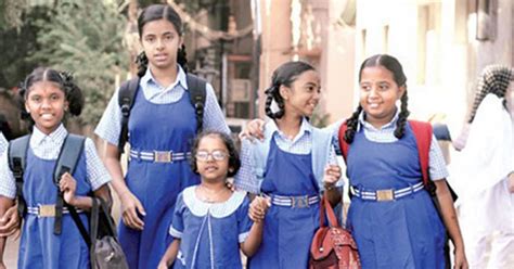 2.3 lakh students in Kerala to get free uniforms this year