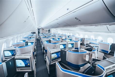 United 787 Dreamliner Interior