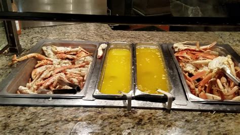 SNOW KING CRAB OYSTERS eat all you can seafood BUFFET L'auberge Casino ...