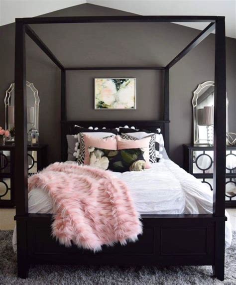 25 Refined Pink And Black Bedroom Decor Ideas - DigsDigs