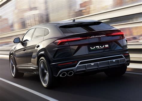 Matte Black 2023 Lamborghini Urus Evo Nabbed Without Camouflage | Carscoops