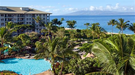 13 of the Best Maui Resorts For Families - The Family Vacation Guide