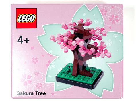 Brickfinder - LEGO Sakura Tree Gift With Purchase First Look!