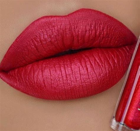 Red Lipstick Shades, Red Lipstick Looks, Bright Red Lipstick, Lipstick ...
