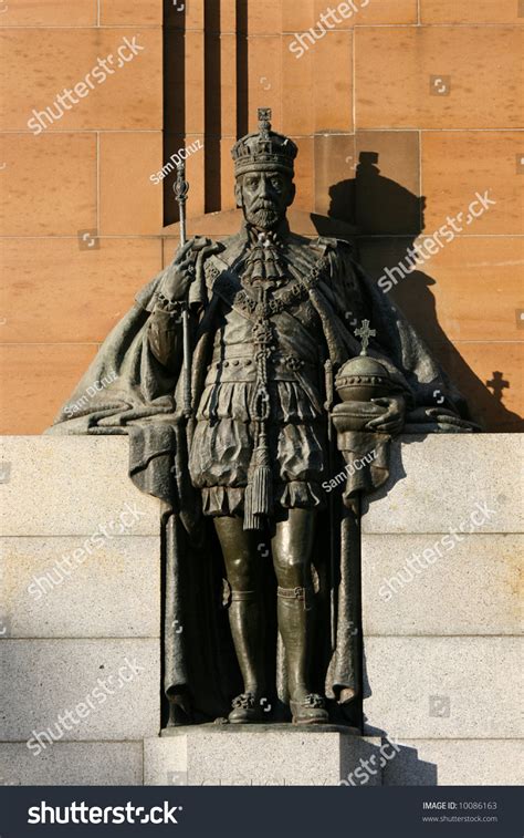 King Edward Statue - Kings Domain, Melbourne, Australia Stock Photo 10086163 : Shutterstock