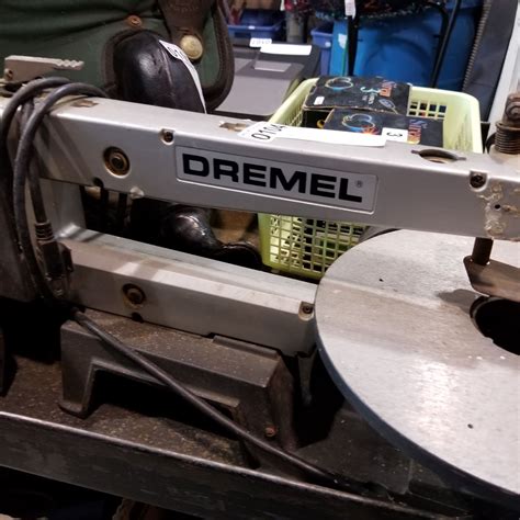 DREMEL SCROLL SAW