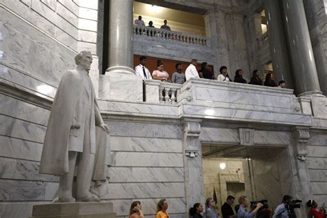 Kentucky Democratic Governor Calls Removal of Jefferson Davis Statue a 'Step Forward'