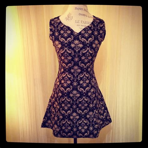 V Neckline dress | Dresses, Necklines for dresses, Cocktail dress