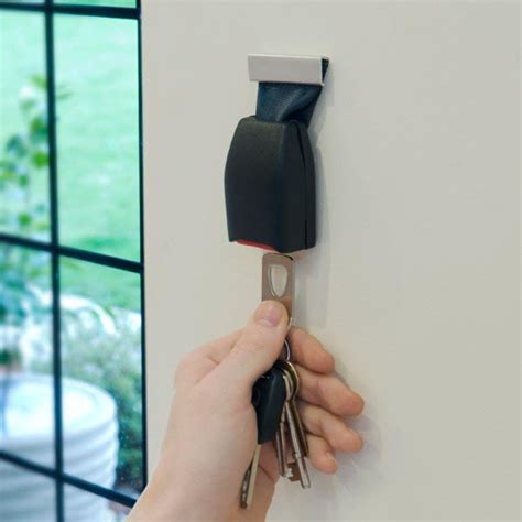 Buckle Up Key Holder Keeps Your Keys Safe | Gadgetsin
