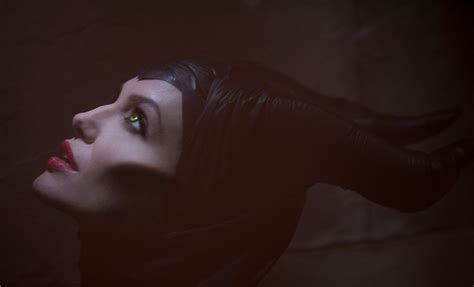 Maleficent Photo Reveals First Look at Angelina Jolie!