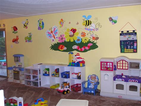 Decorating Ideas For Daycare Rooms | Daycare decor, Preschool classroom ...