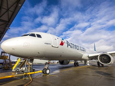 American Airlines adds new airplane with WiFi and XL overhead bins ...