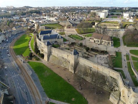 Le château de Caen (Calvados-FR) | Le château de Caen est un… | Flickr