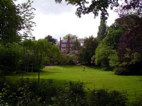 Gainsborough Gardens | London garden, Garden, Private garden