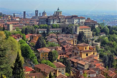 View at Old Town Citta Alta of Bergamo from San Vigilio Hill. Bergamo, Italy — Stock Photo ...