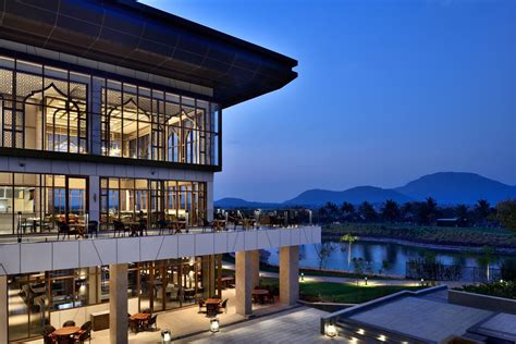 Alluring Escape in Bengaluru, India | JW Marriott