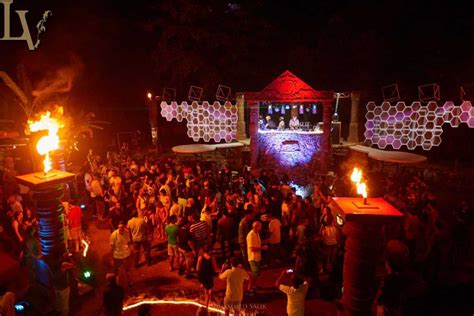 Nightlife in South Goa | 13 Places To Groove in 2024