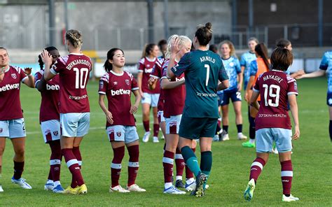 Women's team victorious in Conti Cup shootout | West Ham United F.C.