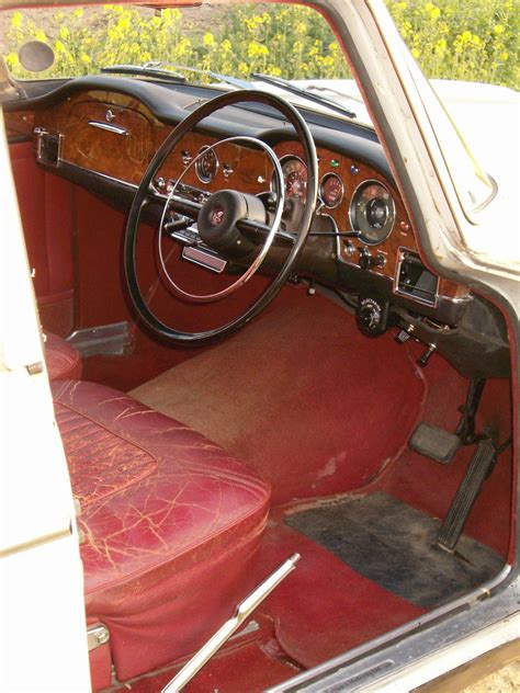 HUMBER IMPERIAL INTERIOR FRONT | Interior of a 1965 Humber I… | Flickr