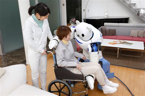 RIKEN's ROBEAR robot assists nurses when caring for their patients