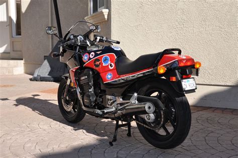 Maverick – 1985 Kawasaki Ninja GPZ900R – Bike-urious | Kawasaki ninja ...