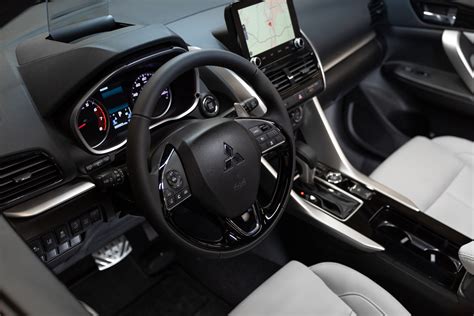 2022 Mitsubishi Eclipse Cross (Steering wheel) - Mitsubishi Motors Canadian Newsroom