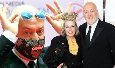 Bill Bailey makes rare appearance with wife at National Film Awards ...