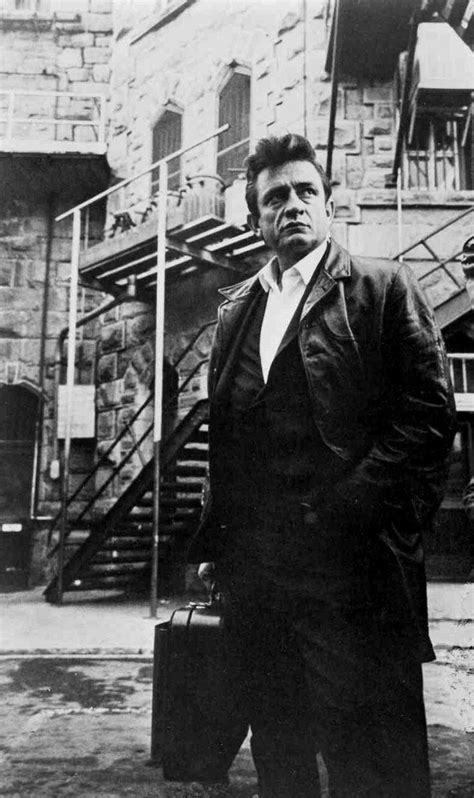 Johnny Cash, Folsom Prison, 1968. Photograph by Dan Poush. | Johnny cash, Johnny, Johnny cash ...