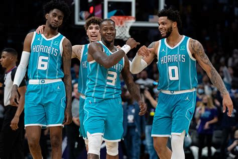 Hornets' LaMelo Ball & Terry Rozier Enter NBA's Health & Safety Protocols