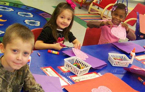 Camp Fire Kids Create Valentine’s Cards For Vets (With Gallery) : NorthEscambia.com