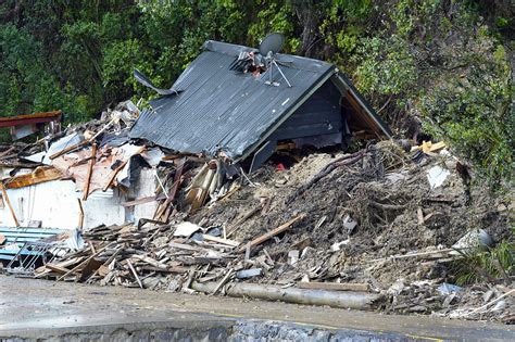 After Cyclone Gabrielle, Strong Earthquake Hits New Zealand | ಮಹಾ ಪ್ರವಾಹದಲ್ಲಿ ಮುಳುಗಿದ ...