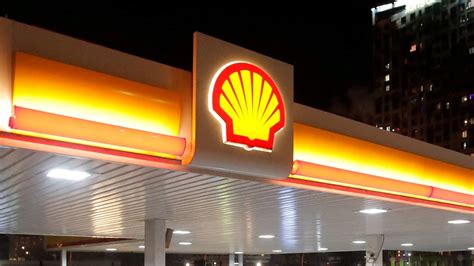 Did Shell abandon ambitious strategy to reduce its carbon footprint? - Net Zero Professional