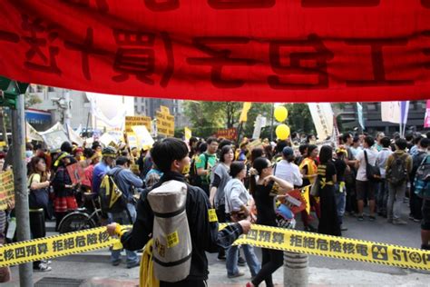 Huge Protests in Taiwan Might Force A Nuclear Re-Think | DiaNuke.org