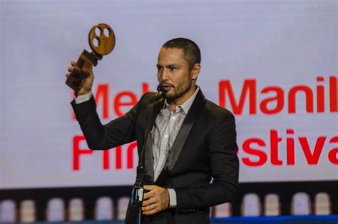 Why Derek Ramsay is emotional over 2nd MMFF Best Actor award