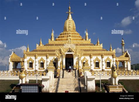 Pagoda, Pyin Oo Lwin, Myanmar Stock Photo - Alamy