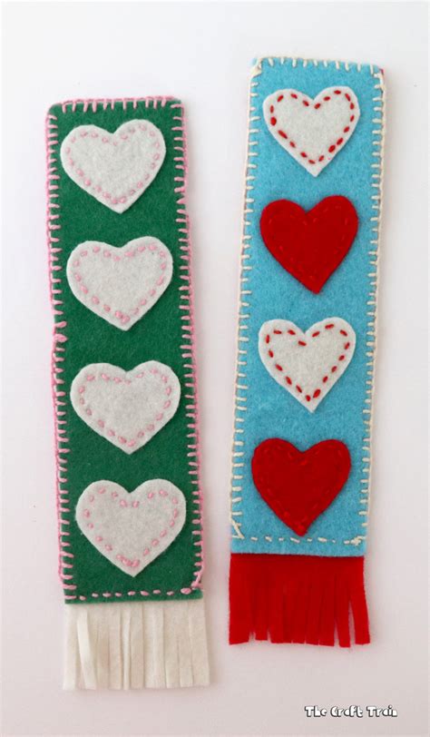 Hand-sewn sweetheart bookmarks - The Craft Train