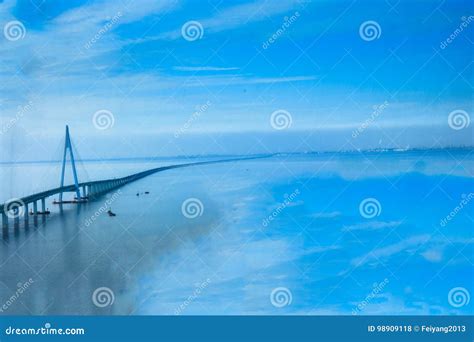 China `s Hangzhou Bay Bridge Editorial Stock Photo - Image of river ...