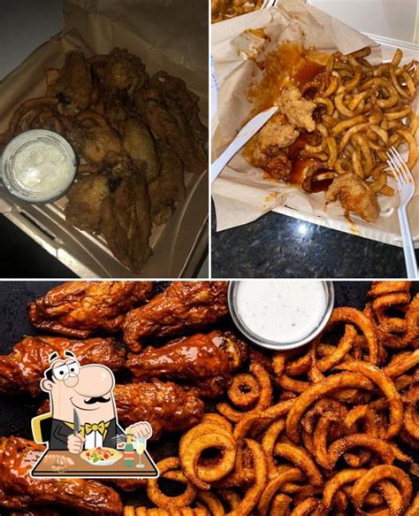 It's Just Wings in Raynham - Restaurant menu and reviews