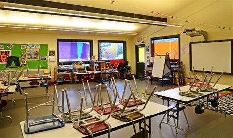 Ward + Blake renovates Kelly Elementary School in Wyoming with rugged weathering steel skin