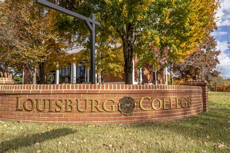 Louisburg, NC Lousiburg College