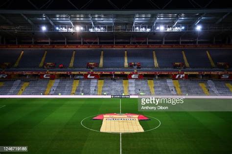 Lens Stadium Photos and Premium High Res Pictures - Getty Images