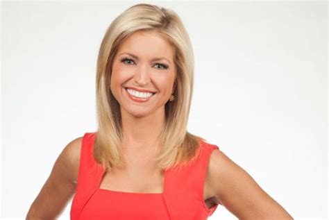 Ainsley Earhardt Bio, Net Worth, Height, Weight, Boyfriend, Dating ...