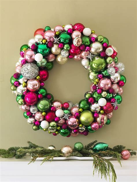 36 Best Christmas Wreath Ideas and Designs for 2021