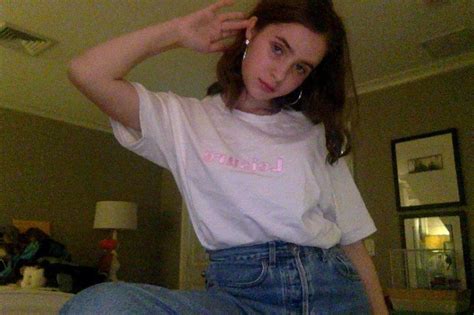 Clairo — Pretty Girl | Wiki | Desabafa Amino