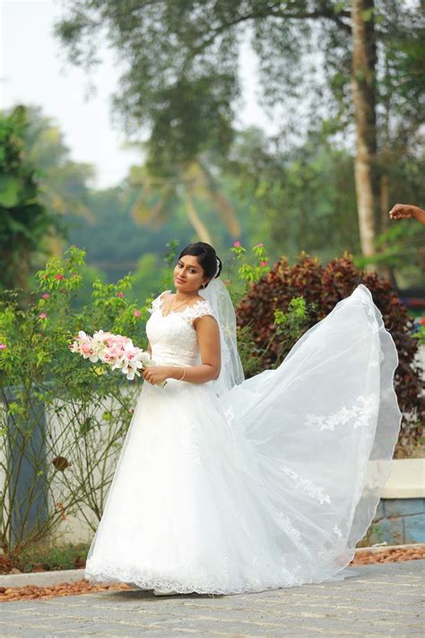 20+ Wedding Dresses For Rent In Kochi