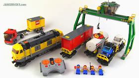 JANGBRiCKS LEGO reviews & MOCs: LEGO City 2010 yellow Cargo Train set ...