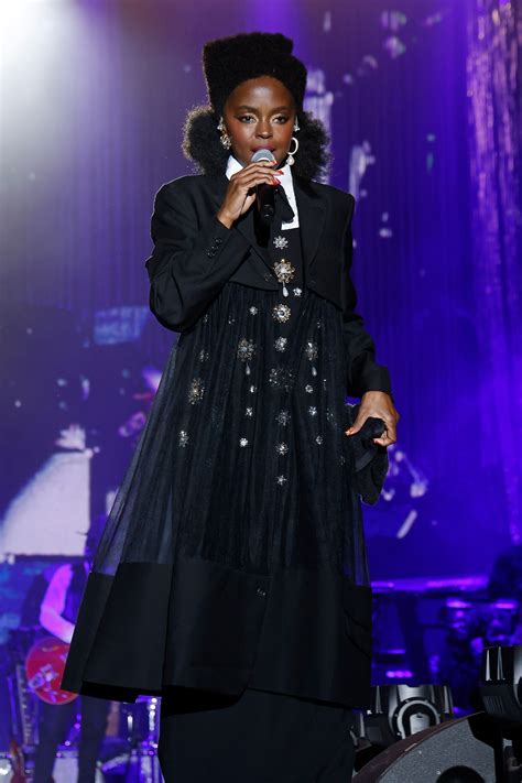 Lauryn Hill’s Hair Defied Gravity at Roots Picnic — See Photos | Allure