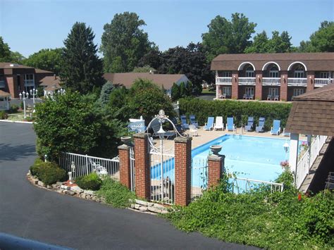 Lockport Inn & Suites $100 ($̶1̶0̶6̶). Lockport Hotel Deals & Reviews - KAYAK