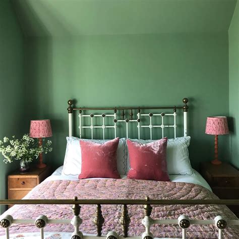 Farrow-Ball-Yeabridge-Green-bedroom - Interiors By Color