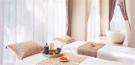 Taj Coromandel, Chennai - Hotel Rooms in Chennai near Anna Salai | Taj Hotels